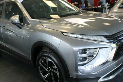Mitsubishi Eclipse Cross Plug-in Hybrid 4WD Plus 85.459 km 17.980 &euro; Euskirchen 53881