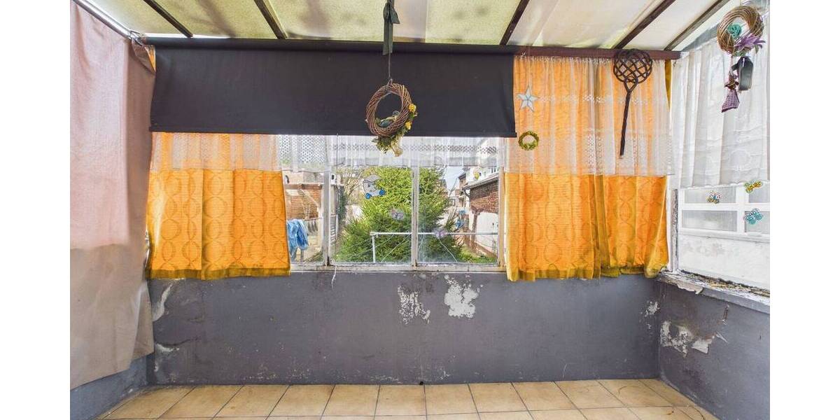 Reihenmittelhaus Düren Distelrath - 5 Zimmer, 130 m&sup2;, 197.000&euro; | Angebot:26417283