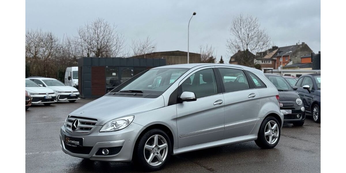 Mercedes-Benz B 180 80.241 km 8.999 &euro; Düren 52349