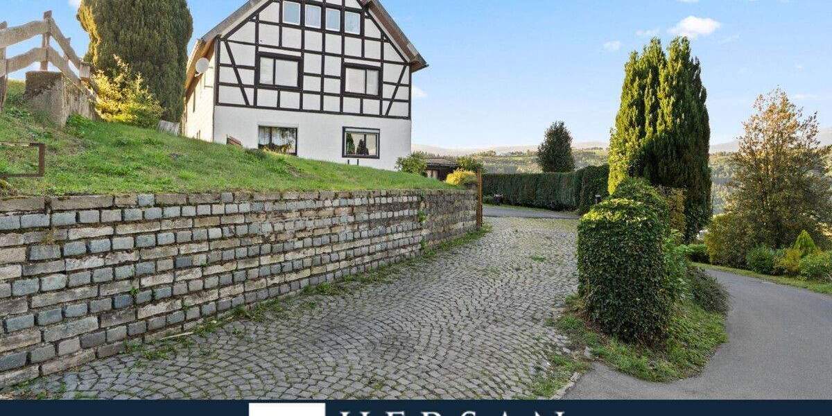 Einfamilienhaus Simmerath Dedenborn - 9 Zimmer, 209 m&sup2;, 229.000&euro; | Angebot:25729503