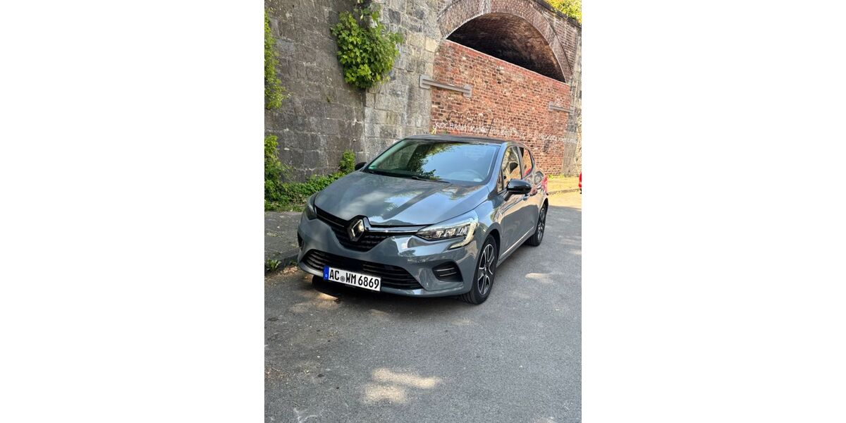 Renault Clio 49.000 km 9.300 &euro; Aachen 52066