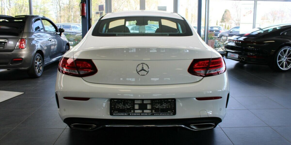 Mercedes-Benz C 180 Coupe 9G-TRONIC AMG Line 129.338 km 23.980 &euro; Euskirchen 53881