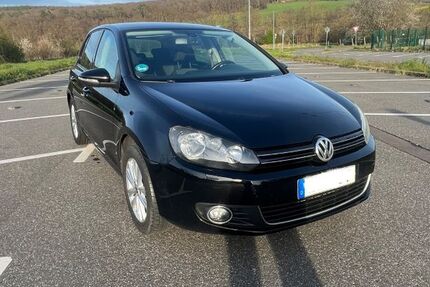 VW Golf 178.000 km 4.200 &euro; Mechernich 53894