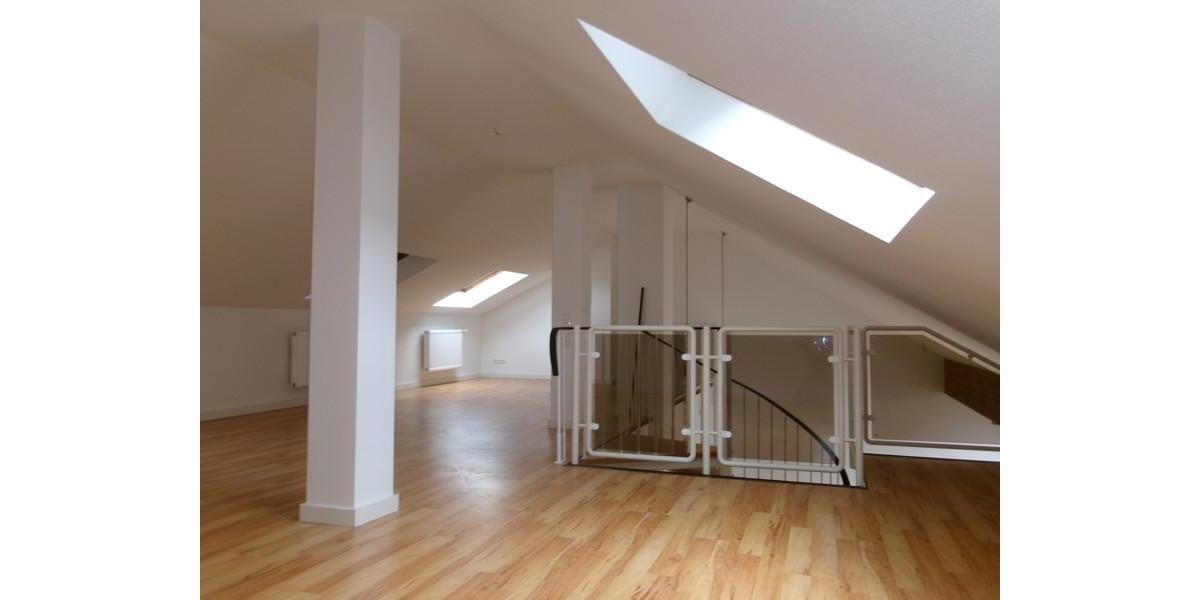 Etagenwohnung Aachen Aachen-Mitte - 2 Zimmer, 92 m&sup2;, 909&euro; | Angebot:24635078