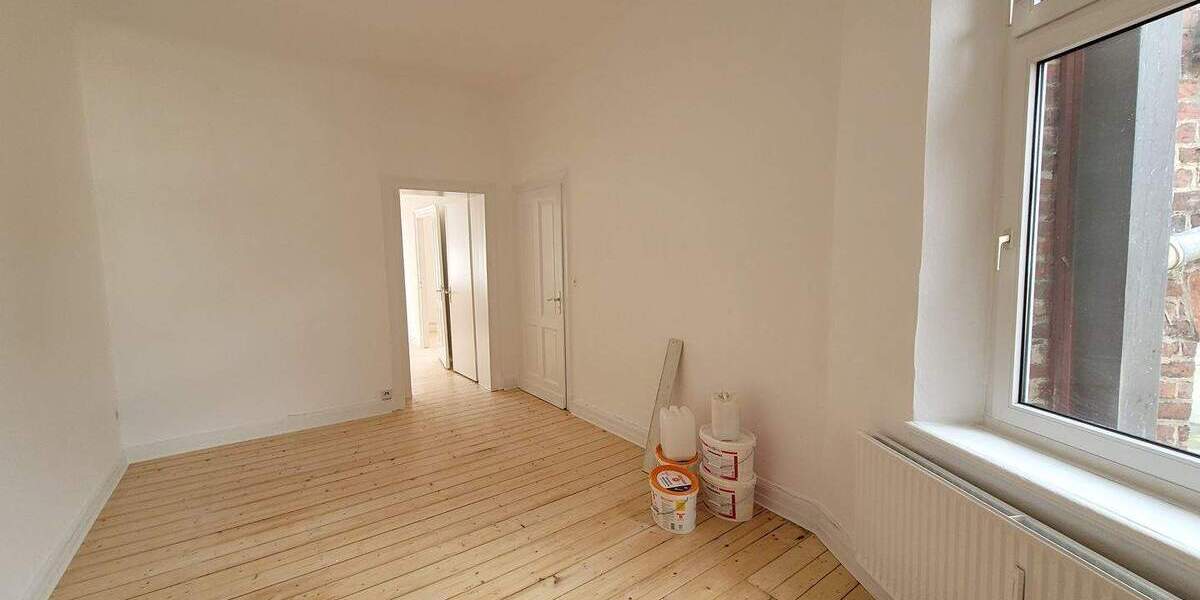 Etagenwohnung Stolberg - 4 Zimmer, 95 m&sup2;, 850&euro; | Angebot:25689244