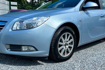 Opel Insignia 235.000 km 1.999 &euro; Aachen 52080