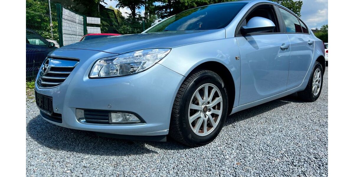 Opel Insignia 235.000 km 1.999 &euro; Aachen 52080