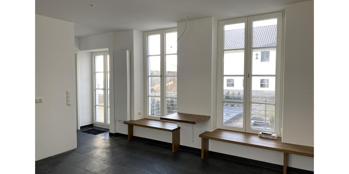 Einfamilienhaus Aachen Aachen-Mitte - 6 Zimmer, 220 m&sup2;, 2.450&euro; | Angebot:25975648