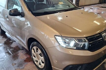 Dacia Sandero 256.000 km 3.450 &euro; Düren 52351