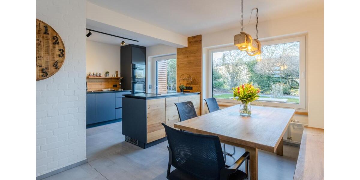 Einfamilienhaus Frechen - 7 Zimmer, 145 m&sup2;, 2.995&euro; | Angebot:25971327