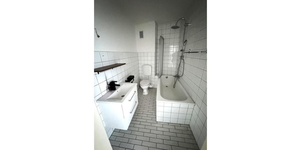 Dachgeschoßwohnung Kreuzau - 3 Zimmer, 57 m&sup2;, 600&euro; | Angebot:25884334