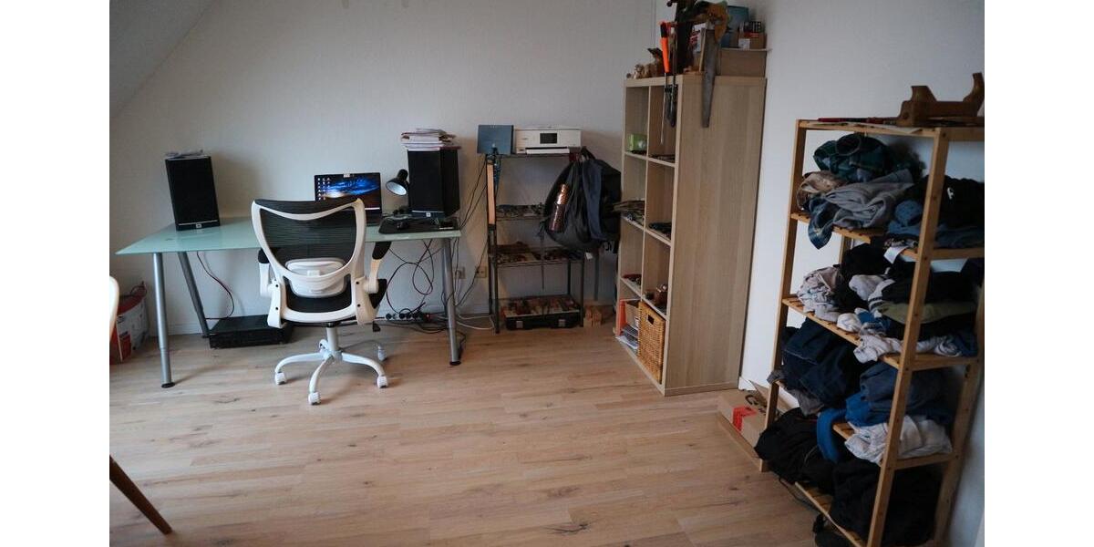Dachgeschoßwohnung Aachen Aachen-Mitte - 1 Zimmer, 25 m&sup2;, 370&euro; | Angebot:25965168