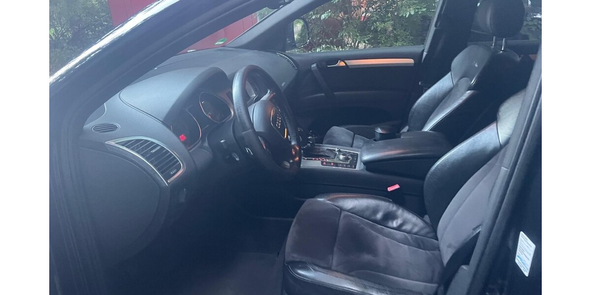 Audi Q7 305.000 km 7.000 &euro; Baesweiler 52499