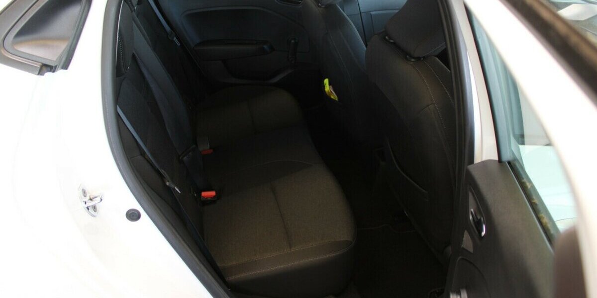 Renault Clio SCe65 EQUILIBRE 29.107 km 12.480 &euro; Euskirchen 53881