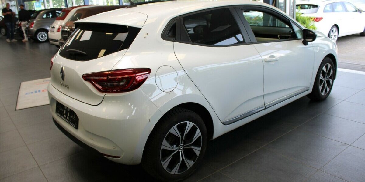 Renault Clio 1.0 SCe 65 Evolution 28.633 km 12.980 &euro; Euskirchen 53881