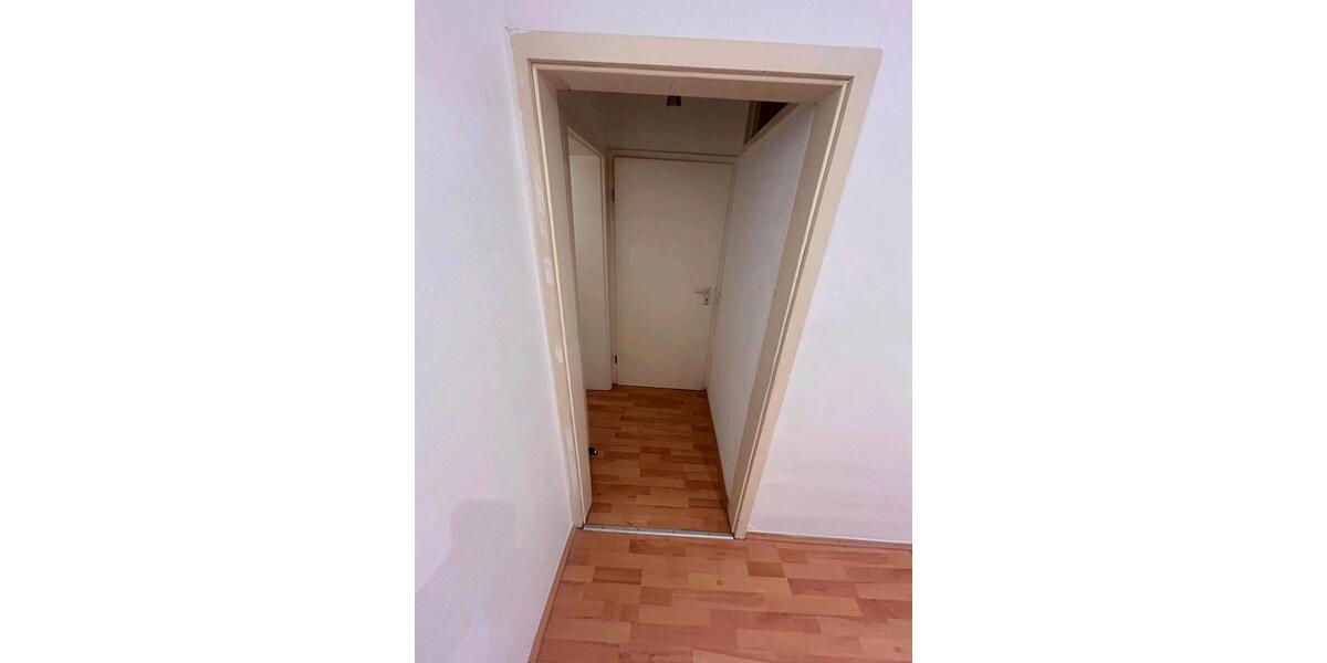 Dachgeschoßwohnung Herzogenrath - 2 Zimmer, 63 m&sup2;, 850&euro; | Angebot:25406244