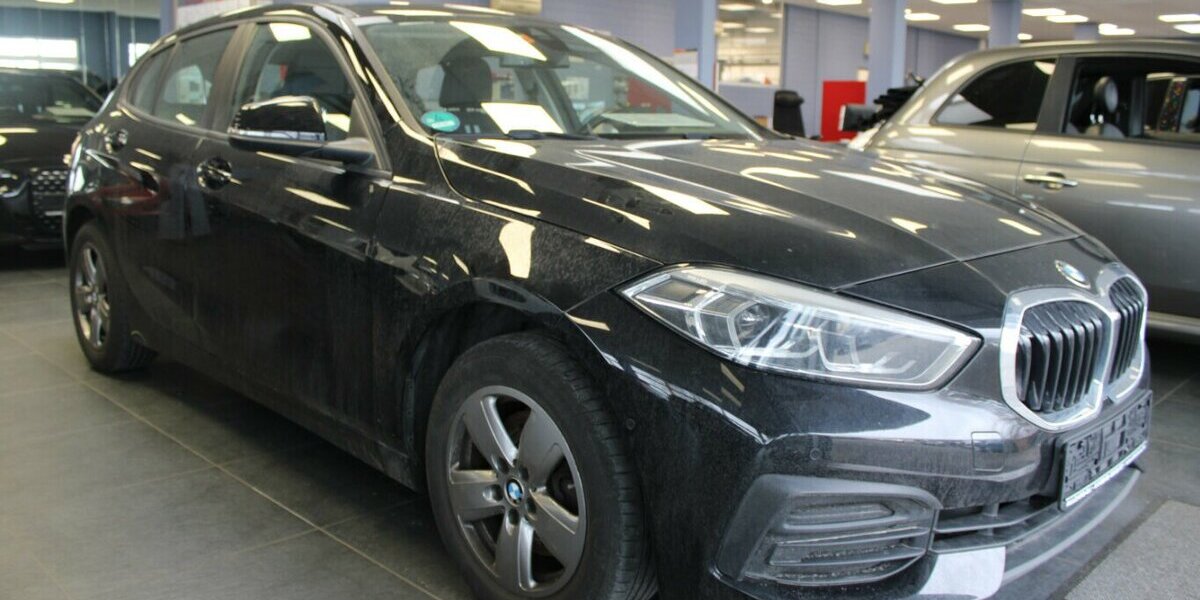 BMW 118d Advantage - LED - Panorama - 73.875 km 19.980 &euro; Euskirchen 53881