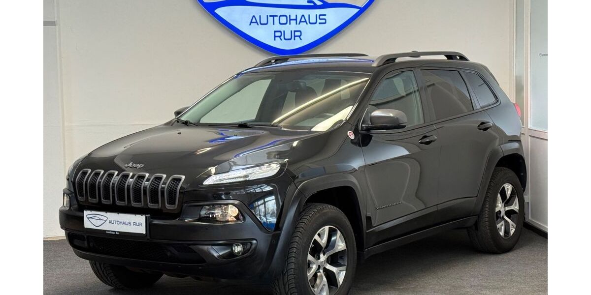 Jeep Cherokee 99.000 km 15.990 &euro; Düren 52353