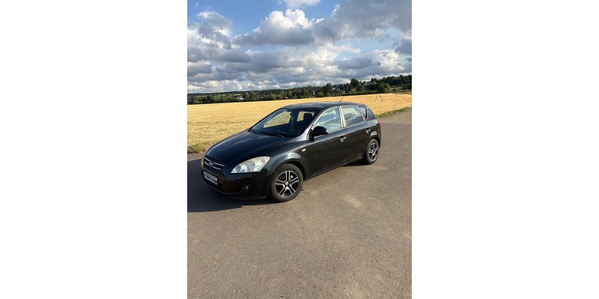 Kia ceed / Ceed 183.500 km 2.850 &euro; Inden 52459