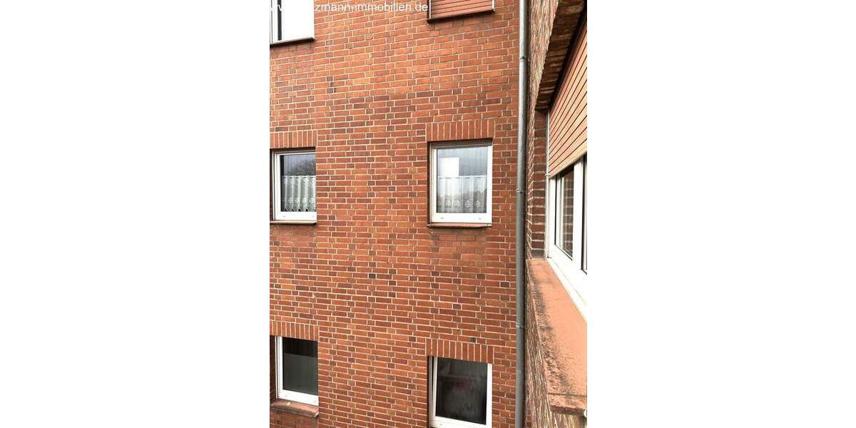 Mehrfamilienhaus, Wohnhaus Hürth Gleuel - 9 Zimmer, 218 m&sup2;, 435.000&euro; | Angebot:25802258