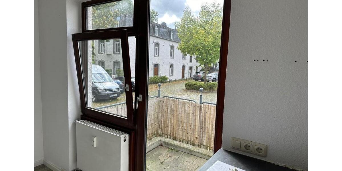 Hochparterre Aachen Aachen-Mitte - 2 Zimmer, 50 m&sup2;, 800&euro; | Angebot:26636729