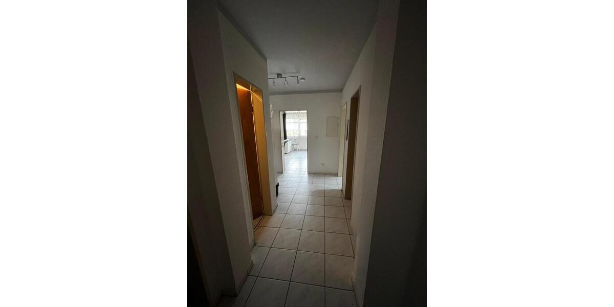 Etagenwohnung Merzenich - 3 Zimmer, 83 m&sup2;, 693&euro; | Angebot:25988618