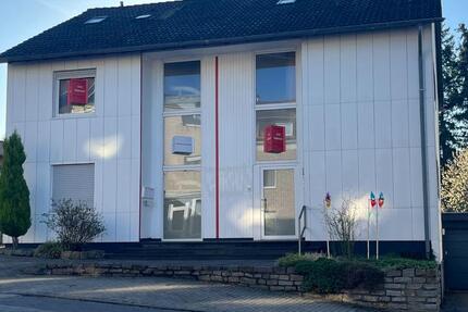 Haus Eschweiler - 9 Zimmer, 206 m&sup2;, 498.000&euro; | Angebot:25751061