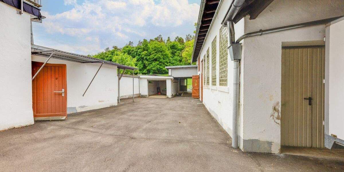 Einfamilienhaus Stolberg (Rheinland) Vicht - 8 Zimmer, 249 m&sup2;, 499.000&euro; | Angebot:25674474