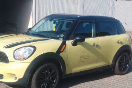 Mini One Countryman 125.563 km 6.850 &euro; Jülich 52428