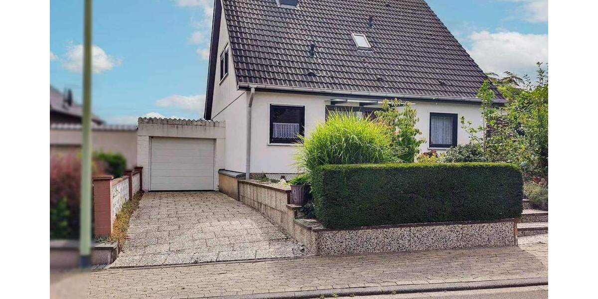 Einfamilienhaus Vettweiß Frangenheim - 5 Zimmer, 150 m&sup2;, 320.000&euro; | Angebot:25898155