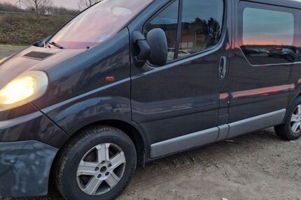 Opel Vivaro 222.000 km 5.999 &euro; Eschweiler 52249