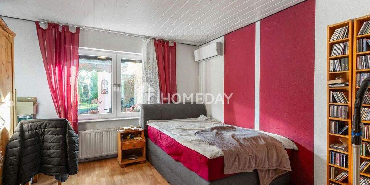Reihenmittelhaus Erftstadt Gymnich - 5 Zimmer, 143 m&sup2;, 299.900&euro; | Angebot:25740038