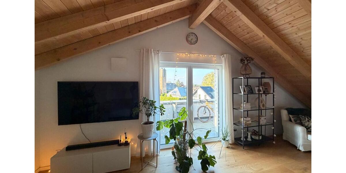 Dachgeschoßwohnung Bedburg - 5 Zimmer, 125 m&sup2;, 2.000&euro; | Angebot:26506474