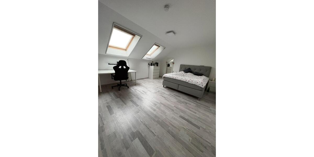 Etagenwohnung Bergheim Auenheim - 3.5 Zimmer, 115 m&sup2;, 1.350&euro; | Angebot:26652887