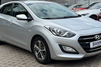 Hyundai i30 221.855 km 5.900 &euro; Würselen 52146