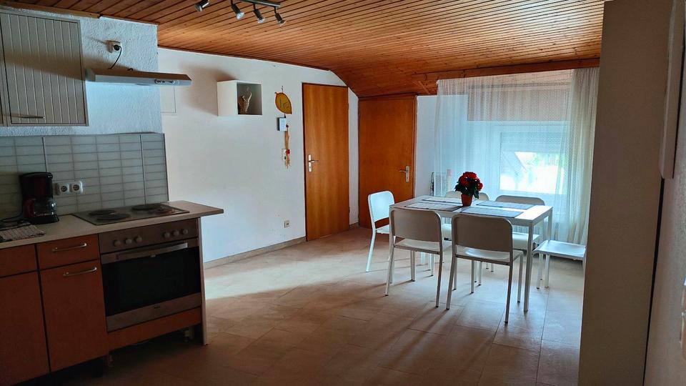 Dachgeschoßwohnung Inden - 3 Zimmer, 79 m&sup2;, 987&euro; | Angebot:25262517