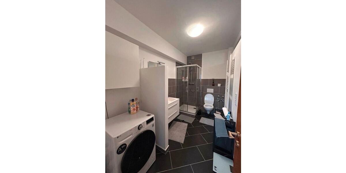 Etagenwohnung Hürth - 3 Zimmer, 111 m&sup2;, 1.400&euro; | Angebot:25355980