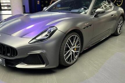 Maserati Granturismo 18.300 km 143.890 &euro; Eschweiler 52249