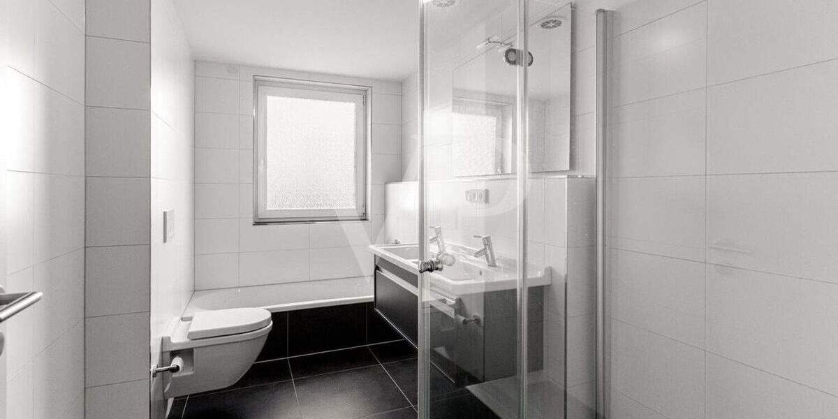 Etagenwohnung Aachen Aachen-Mitte - 4 Zimmer, 141 m&sup2;, 598.000&euro; | Angebot:25695052