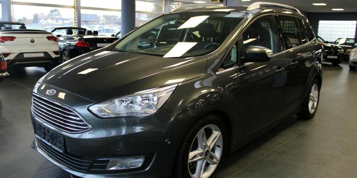 Ford Grand C-Max 1.0 EcoBoost Titanium - 7-Sitzer - 61.290 km 11.980 &euro; Euskirchen 53881