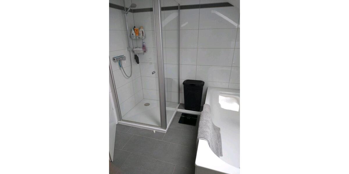 Dachgeschoßwohnung Zülpich - 3 Zimmer, 86 m&sup2;, 700&euro; | Angebot:25894285