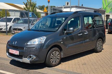 Peugeot Partner Tepee 284.000 km 4.650 &euro; Düren 52353
