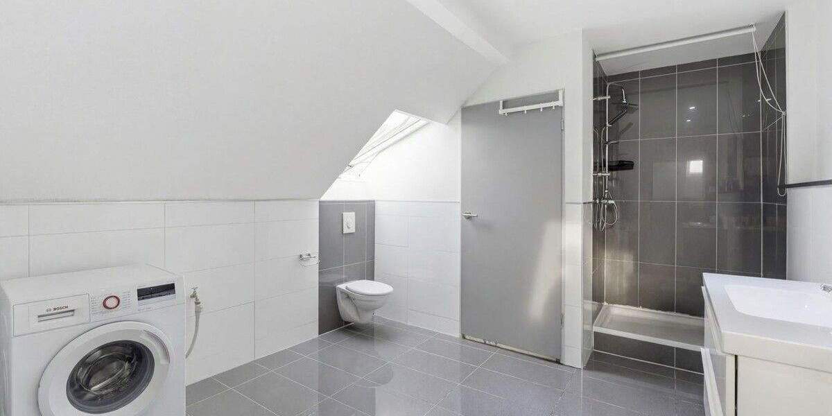 Einfamilienhaus Alsdorf - 8 Zimmer, 230 m&sup2;, 399.000&euro; | Angebot:25770120