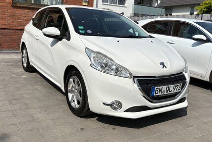 Peugeot 208 190.508 km 3.600 &euro; Elsdorf 50189