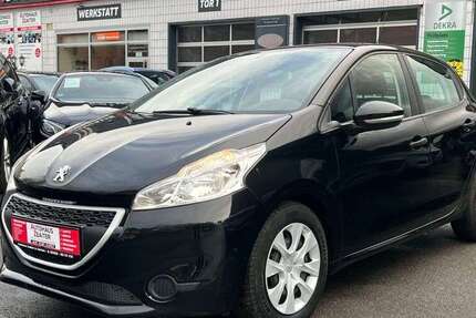Peugeot 208 110.000 km 4.490 &euro; Stolberg 52222