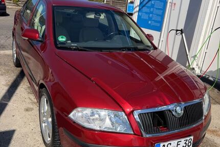 Skoda Octavia 207.000 km 2.250 &euro; Würselen 52146