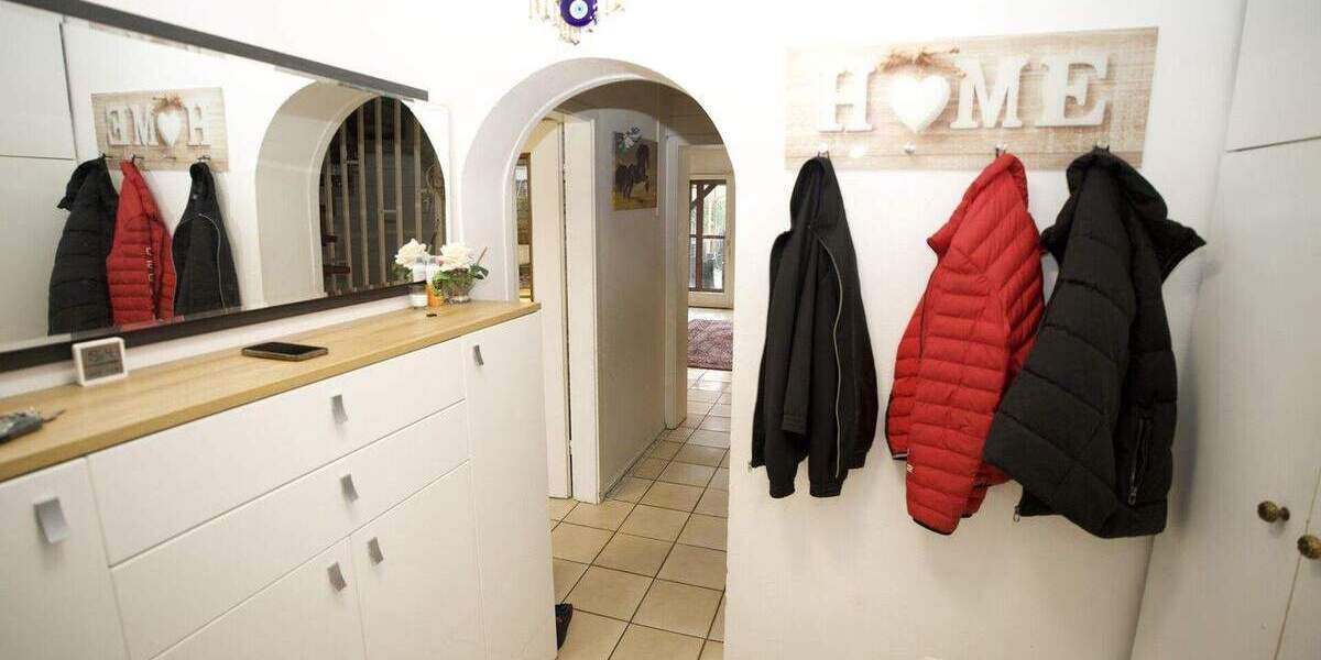 Reihenmittelhaus Erftstadt / Liblar Liblar - 5 Zimmer, 129 m&sup2;, 399.900&euro; | Angebot:25695868