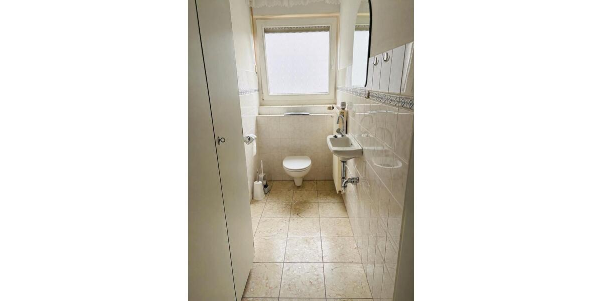 Etagenwohnung Euskirchen - 3 Zimmer, 120 m&sup2;, 1.295&euro; | Angebot:26648896