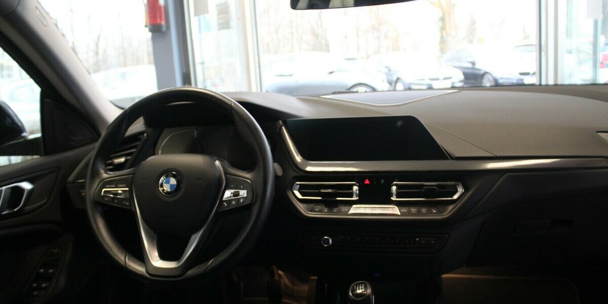 BMW 218 Gran Coupe Sport Head Up 84.315 km 19.980 &euro; Euskirchen 53881