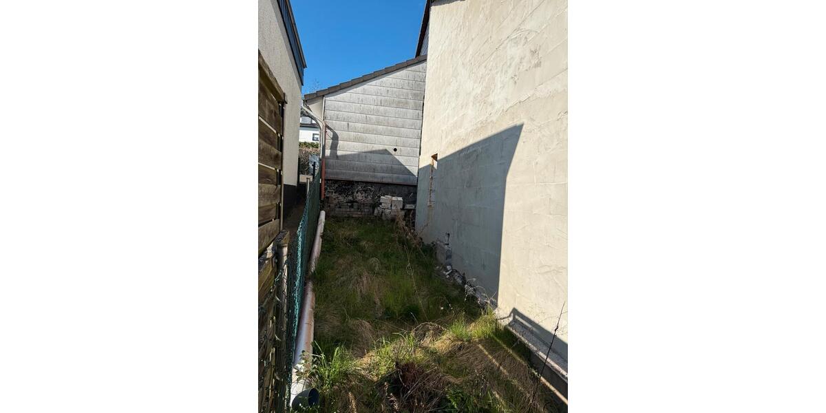 Einfamilienhaus Kall - 8 Zimmer, 20 m&sup2;, 85.000&euro; | Angebot:26680325